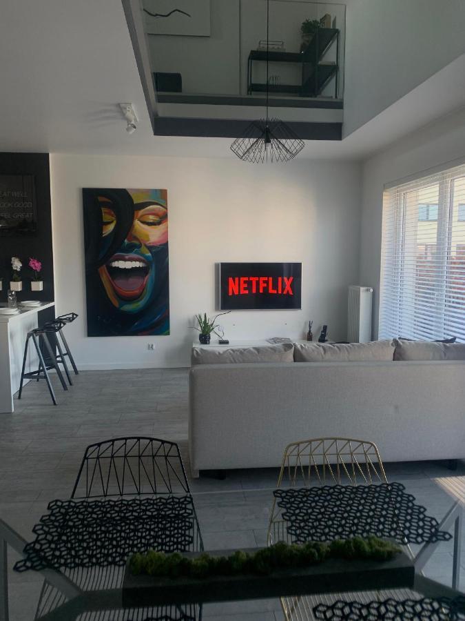 Ekskluzywny Penthouse Z Ogrodem W Centrum Lodzi エクステリア 写真