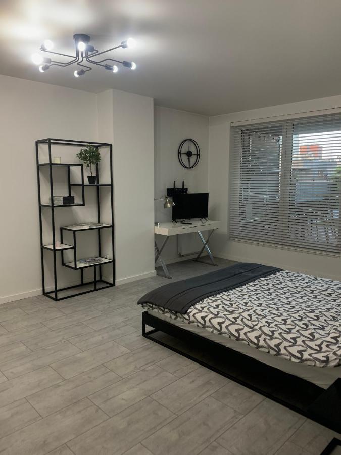 Ekskluzywny Penthouse Z Ogrodem W Centrum Lodzi エクステリア 写真