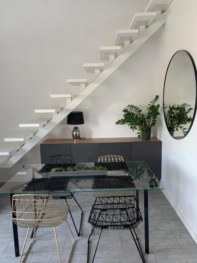 Ekskluzywny Penthouse Z Ogrodem W Centrum Lodzi エクステリア 写真