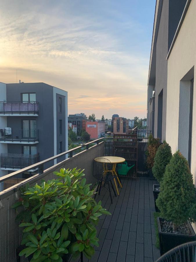 Ekskluzywny Penthouse Z Ogrodem W Centrum Lodzi エクステリア 写真