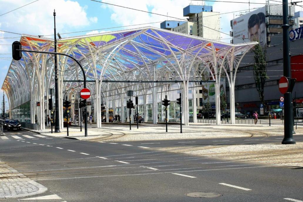 Ekskluzywny Penthouse Z Ogrodem W Centrum Lodzi エクステリア 写真