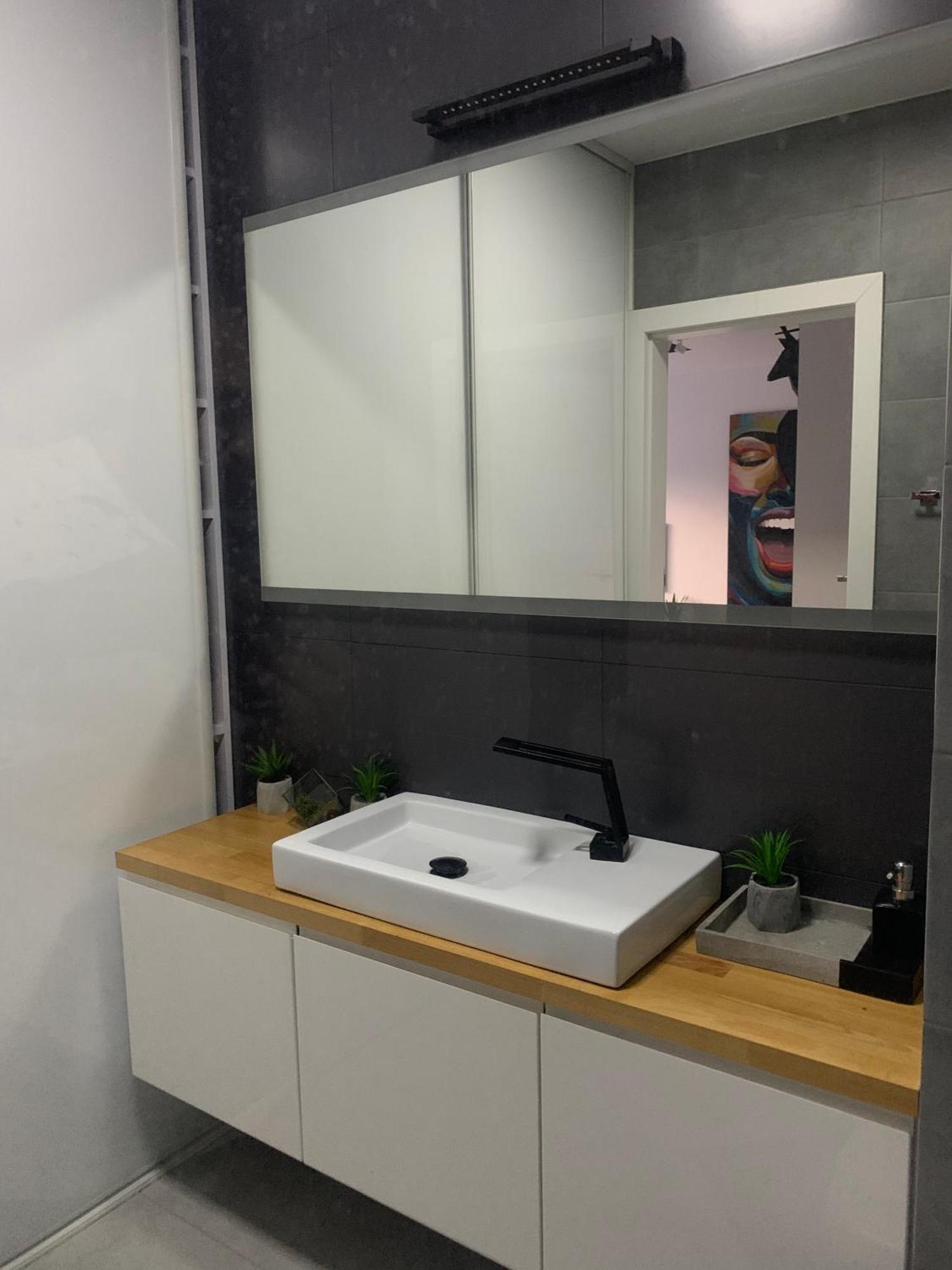 Ekskluzywny Penthouse Z Ogrodem W Centrum Lodzi エクステリア 写真